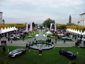 The Bensberg Castle was packed with classic cars and car enthusiasts